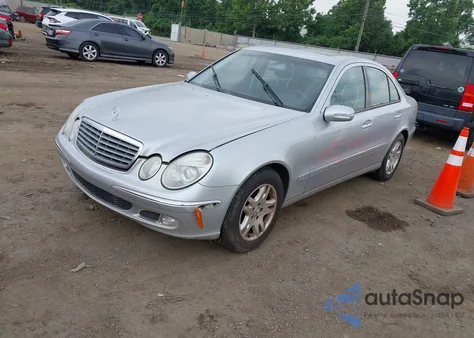 2003 Mercedes-Benz E 320 z USA, uszkodzony, nr VIN WDBUF65J63X110663
